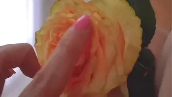 SOLO FEMALE - Flowery mirror ride