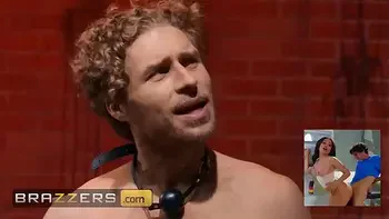 Big Ass (Gina Valentina) Getting Her Pussy Wet By (Michael Vegas) - Brazzers