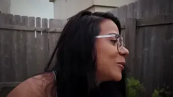 Husband surpirses IG influencer wife while she's live. Cums on her face.