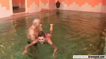 The reward of a swimming lesson is a firm Cock in Samantha's GILF Pussy