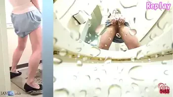 Cute Japanese Peeing