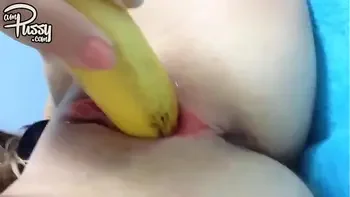 BANANA IN PUSSY of a teen girl, homemade selfie