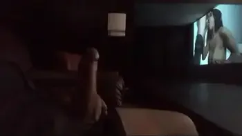 lekker edgen in de pornobioscoop in Uden