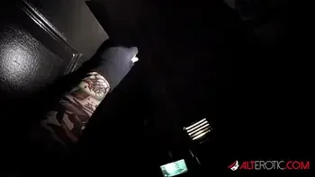 HO HUNTERS - Tattooed ghost Amber Luke wants to fuck