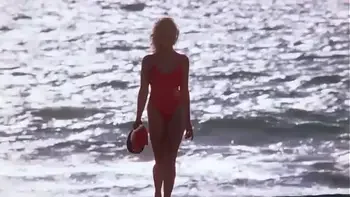 Erika Eleniak