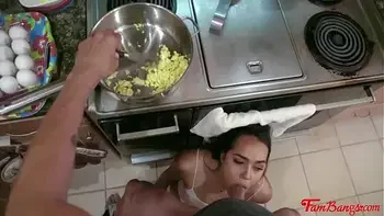 Stepdaughter Wants Stepdaddy's Popsicle -Asperanza Del Horno