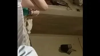 My 18yo $tep $is Accidentally Showed Her Pussy