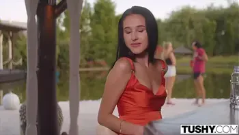 TUSHY Yoga instructor Alyssa loves anal with married men