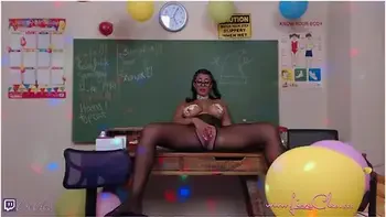 Livecleo Birthday Unboxing Fan Gifts Uncencored Squirting Pantyhose With Cleo Patra