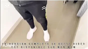 Tricking The Pizza Delivery Man !! He Dismantles My Ass And I Empty His Balls!!