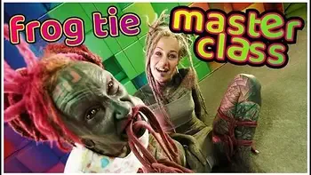 How To Bondage - Frog Tie Tutorial - Shibari Workshop With Petite Blonde