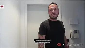 Cunt While Sexting On Cell Phone: Amy Douxxx