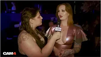 Estella Bathory And Zara Durose - Balls Deep! Pornstars Live At Snap