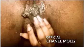 Cums After Playing With Her Clit