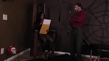 Dungeon Femdom: Kaiya Rose