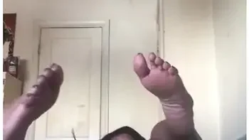 Look At My Feet While I Play In This Pussy