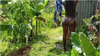 Black Beauty Sun Bathing In Public & Showering Outdoors In Paradise - No Face Girl