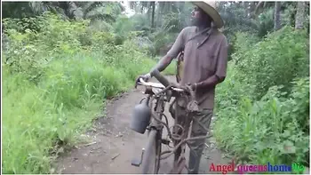 Some Where In Africa ,the Yoruba House Wife Bbw Caught Fucking By The Village Palm Wine Tapper On Her Way To Market, He Convince Her Because Of His Palm Wine And Fucked Her Rough On The Road Side. (