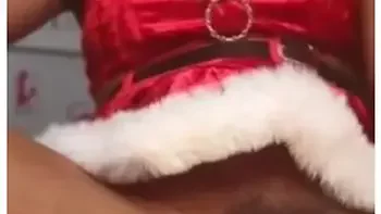 Sexy Big Clit Chick Cumming On Her Dildo