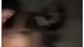 Yellow Bone And Red Bone - Dime Giving Head