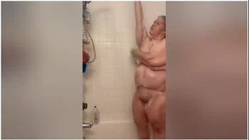 Kyttnpet Getting Naughty In The Shower