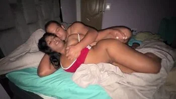 Stepbrother Sneaks Into Stepsister's Bed For Hot Late Night Creampie Sex