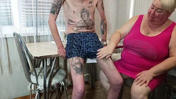 Stepmom Deep Throat Blowjob and Handjob with Cum in Mouth Swallow