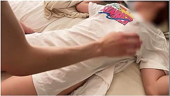 Making An Amateur Female College Student A Meat Urinal And Vaginal Shot With A Large Amount Of Love Juice