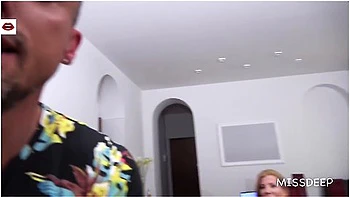 Hahah!! I Put My Cock In Cunt While My Wife Is Working: Lara De Santis