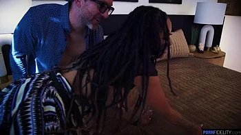 Cali Sweetsxxx Hot Interracial Fuck - Big White Cock Creampie & Blowjob