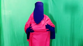 Sexy Hot Housewife Spending The Night With The House Servant And Having Sex