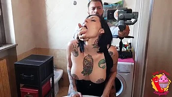 Lady Muffin Puts On Makeup And Gets Fucked Doggy Style By Tommy