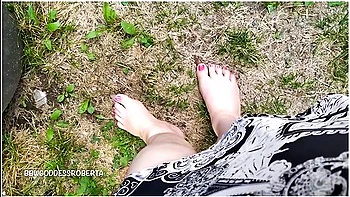I Walk Barefoot In The Grass In Public And Show You My Dirty Soles