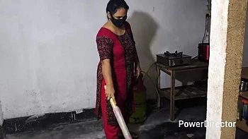 Desi Aunty Anal Fuck - Hardcore Doggy Style with Big Ass Indian Mom