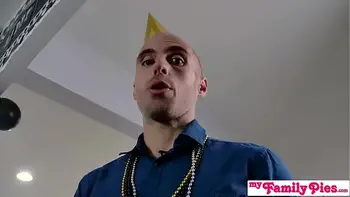 Step Cousins BFF It was just a kiss, its not like you were sucking his dick S17:E2