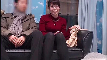 241122マジックミラーの潮吹きエロ美人e3