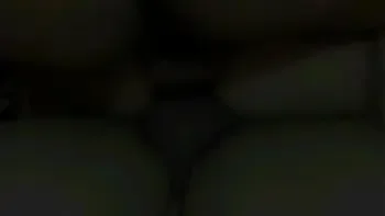 PERLA LOPEZ, PSICOLOGA NINFOMANA, DE VUELTA  EN  SU TRABAJO,  SE COJE  AL  PACIENTE  QUE  HABIAN  TRAIDO   LOS  MARIDOS,  PERO  SOLO EN UNA  SECION  INDIVIDUAL , TERRIBLE  COJIDA , CAPITULO 43