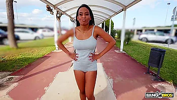 Stangers Watch Her Take It In The Ass