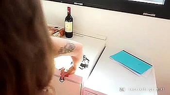 Erotic And Table Fuck Smut - Maryjane Nm And Capitano Eric