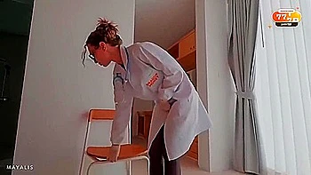 Maya Lis - Pin-up Facial Sex