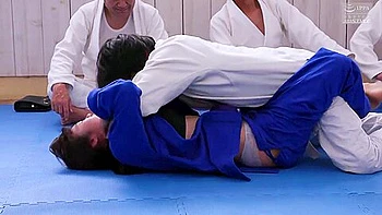 [nsfs-119] (4k) True Story My Wife Was Turned 19 Tragedy Of A Fighters Wife Who Hates To Lose Yuna Mitake Scene 6