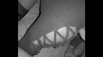 Sucette, levrette et une bonne giclette dans la bouche