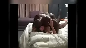 BBC passionately fucks beautiful hotwife