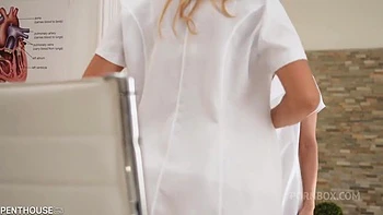 Cherry Kiss & Candee Licious Pussy Play