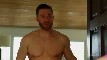 Babysitter Scarlett Saige Goes Nudist