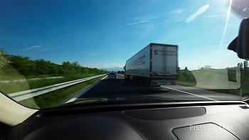 How Many Times She Peed On A 10h Road Trip?