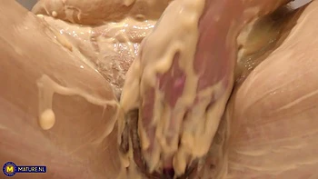 Food Fetish Uk Gilf Rose Masturbating