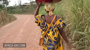 Black banana seller girl seduced for a hot sex