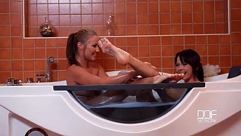 Toe Sucking Foot Play in the Tub