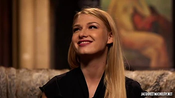 Anastasia is not mistaken about her target... - Jacquie et Michel TV